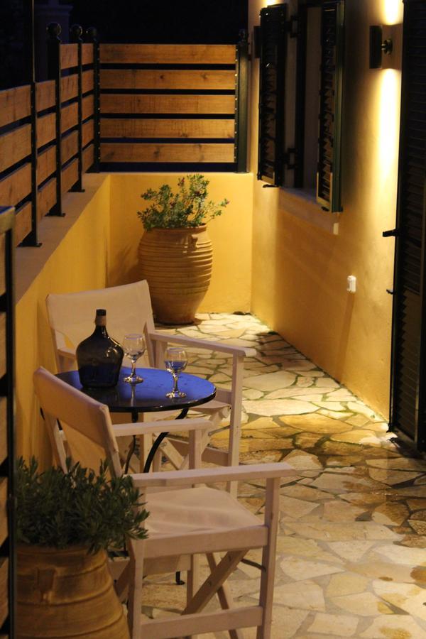 Eirini'S House Liapades Apartman Kültér fotó